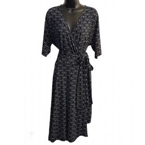 Navy & White Geometric Patterned Fabric faux wrap dress